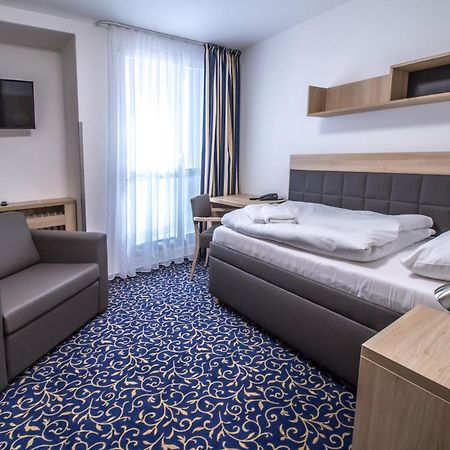 Rehabilitacni Sanatorium - Lazne Darkov Hotel Karviná Екстериор снимка